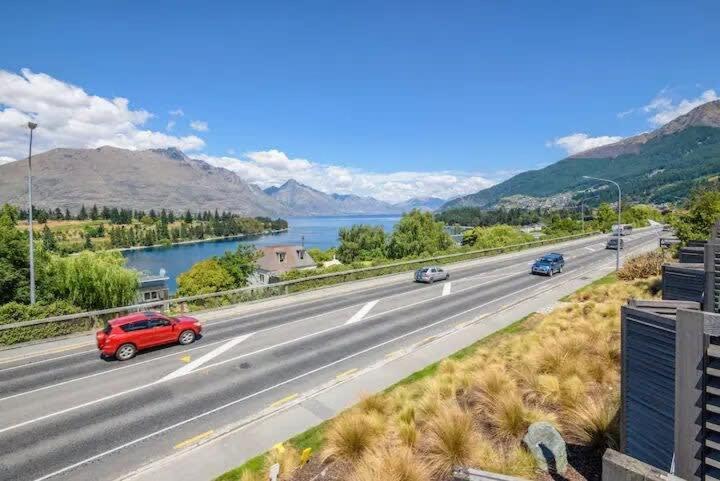 Luxury Lakeview 2 Bedroom Apartment Queenstown Exterior photo